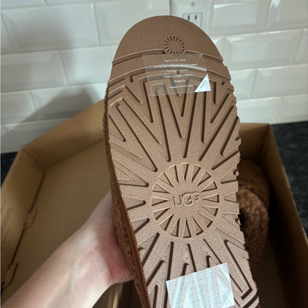 UGG Tazz Heritage Braid- Brown Shearling Mules with Pink Accents - Picture 7 of 8